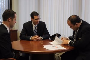 PSA-ALPA ME Chairman Jason McConnell and PSA President Dion Flannery sign new Pilot Flow-up Procedure Letter of Agreement