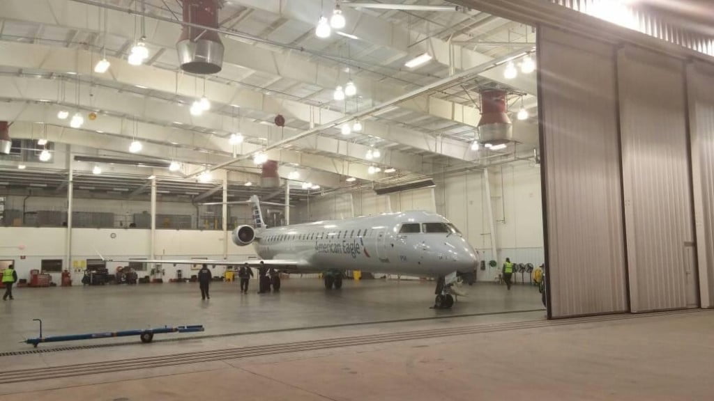 PSA Officially Begins Operations Out of New CLT Maintenance Base